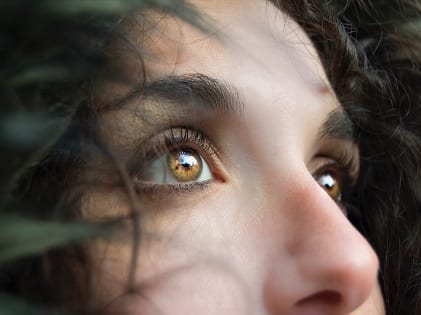 beautiful woman eyes attractive